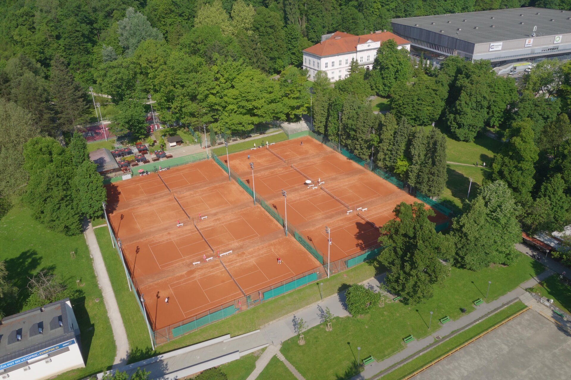 Tenis center Tivoli gallery image